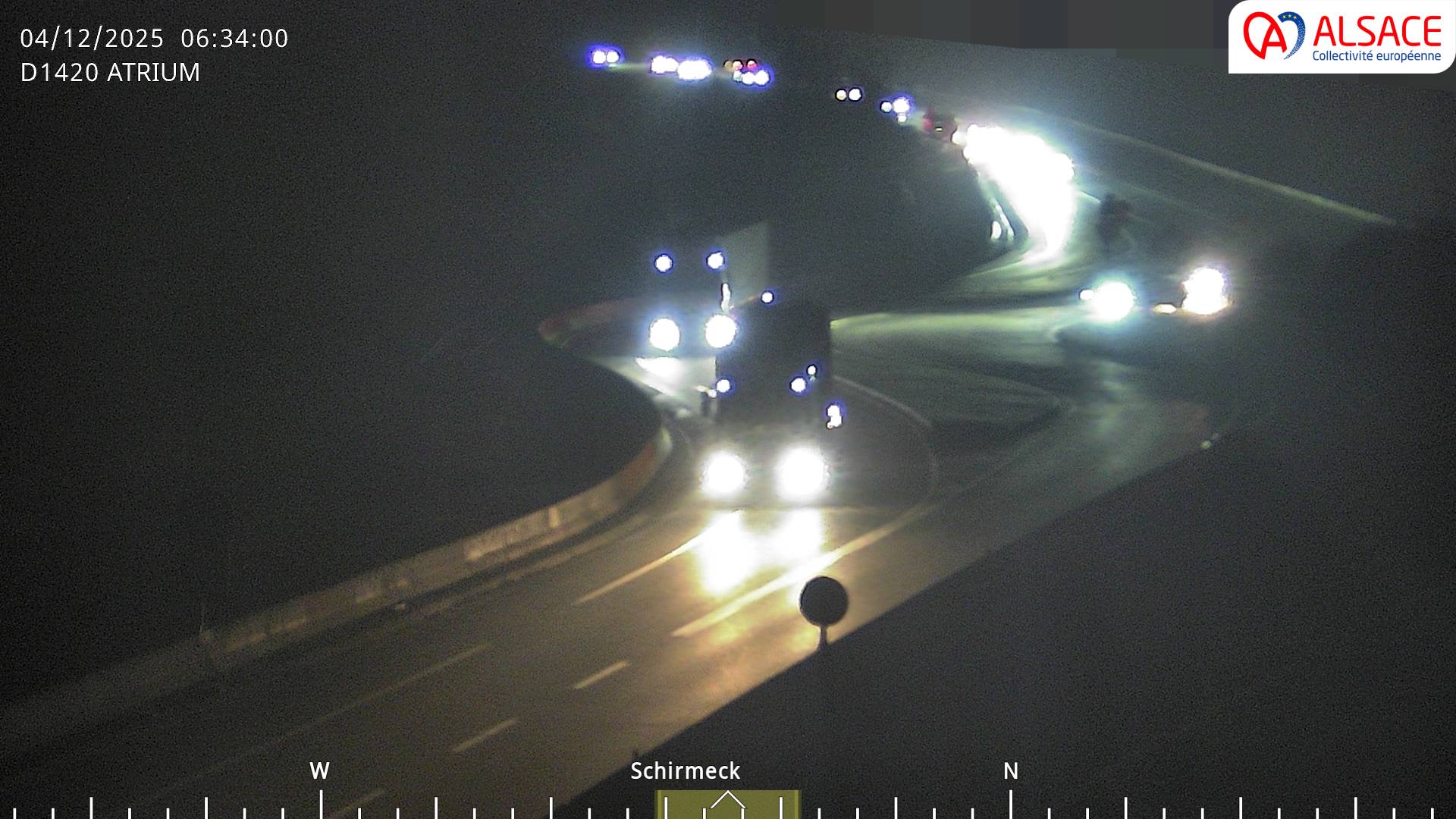 <h2>Webcam à Dorlisheim sur la D1420 (au bout de l'A352), au sud de Molsheim, au niveau du rond-point de la zone commercial Atrium. Vue sur les vignes du vin d'Alsace, orientée vers Gresswiller</h2>