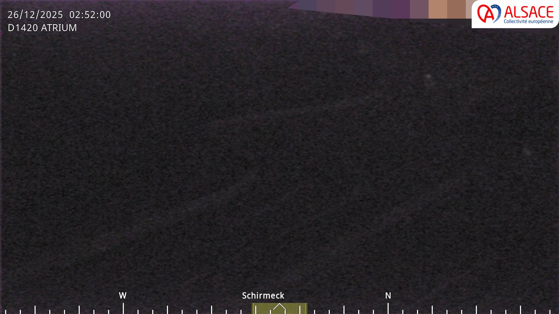 Webcam à Dorlisheim sur la D1420 (au bout de l'A352), au sud de Molsheim, au niveau du rond-point de la zone commercial Atrium. Vue sur les vignes du vin d'Alsace, orientée vers Gresswiller