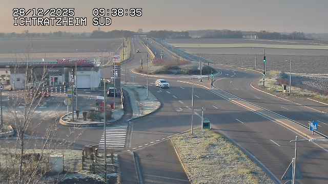 <h2>Webcam à Ichtratzheim, au sud de Strasbourg sur la D1089 (anciennement D89). Vue orientée vers Colmar</h2>