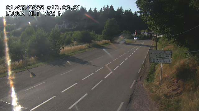 Webcam routière au niveau du col de Donon dans les Vosges à Grandfontaine, en Alsace, à 732 mètres d'altitude