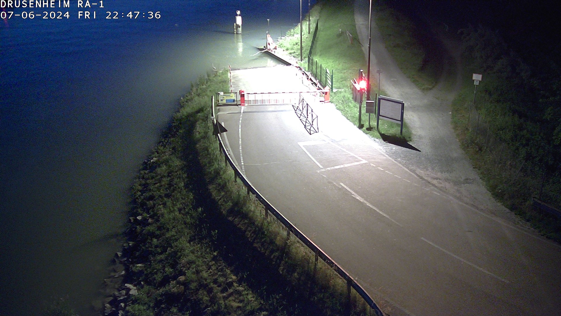 <h2>Webcam donnant sur la rampe d'embarquement du bac de Drusenheim</h2>