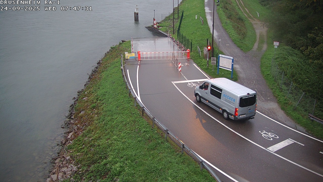 <h2>Webcam donnant sur la rampe d'embarquement du bac de Drusenheim</h2>