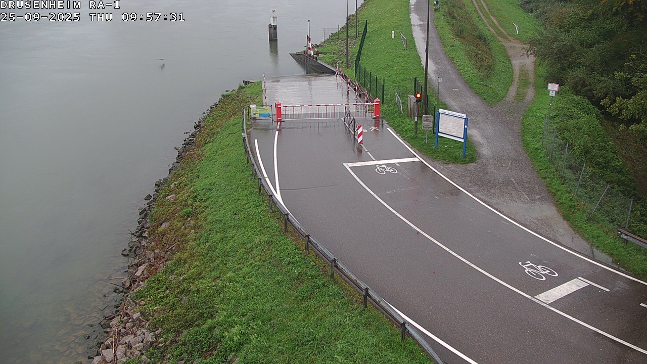 <h2>Webcam donnant sur la rampe d'embarquement du bac de Drusenheim</h2>