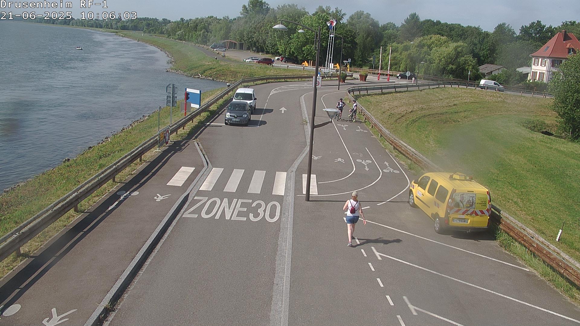 Webcam avant la rampe d'embarquement du bac de Drusenheim permettant de traverser le Pont du Rhin