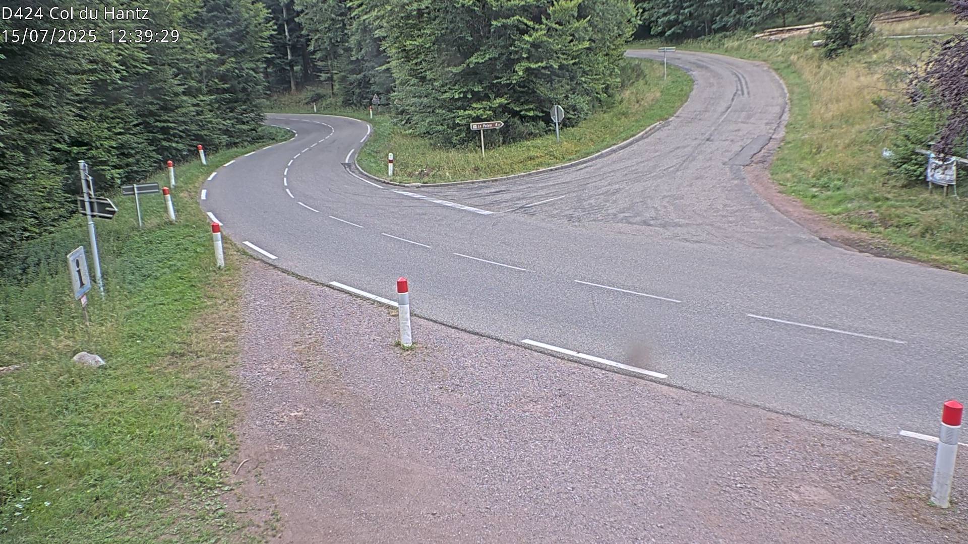 Webcam dans les Vosges au niveau du col du Hantz, côté alsacien à 640 mètres d'altitude, sur la RD424 à Saulxures