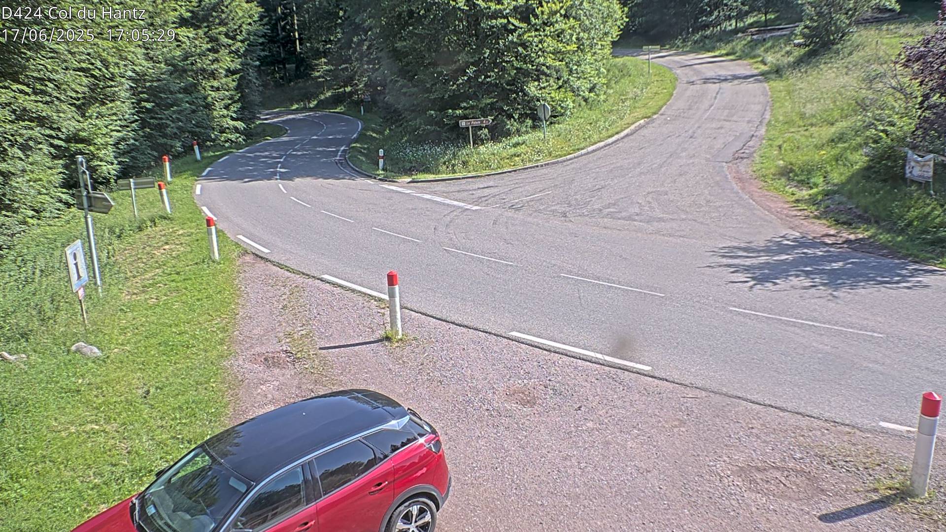 Webcam dans les Vosges au niveau du col du Hantz, côté alsacien à 640 mètres d'altitude, sur la RD424 à Saulxures