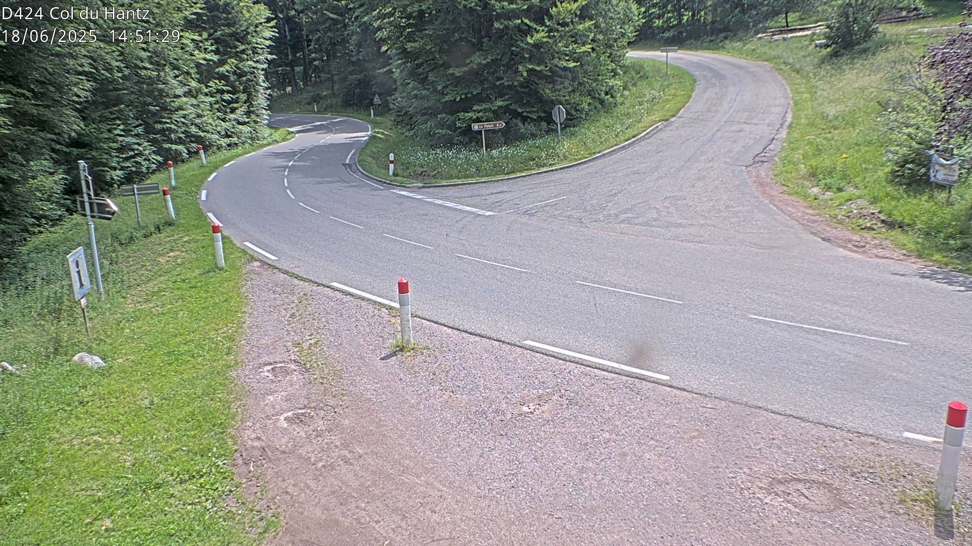 <h2>Webcam dans les Vosges au niveau du col du Hantz, côté alsacien à 640 mètres d'altitude, sur la RD424 à Saulxures</h2>