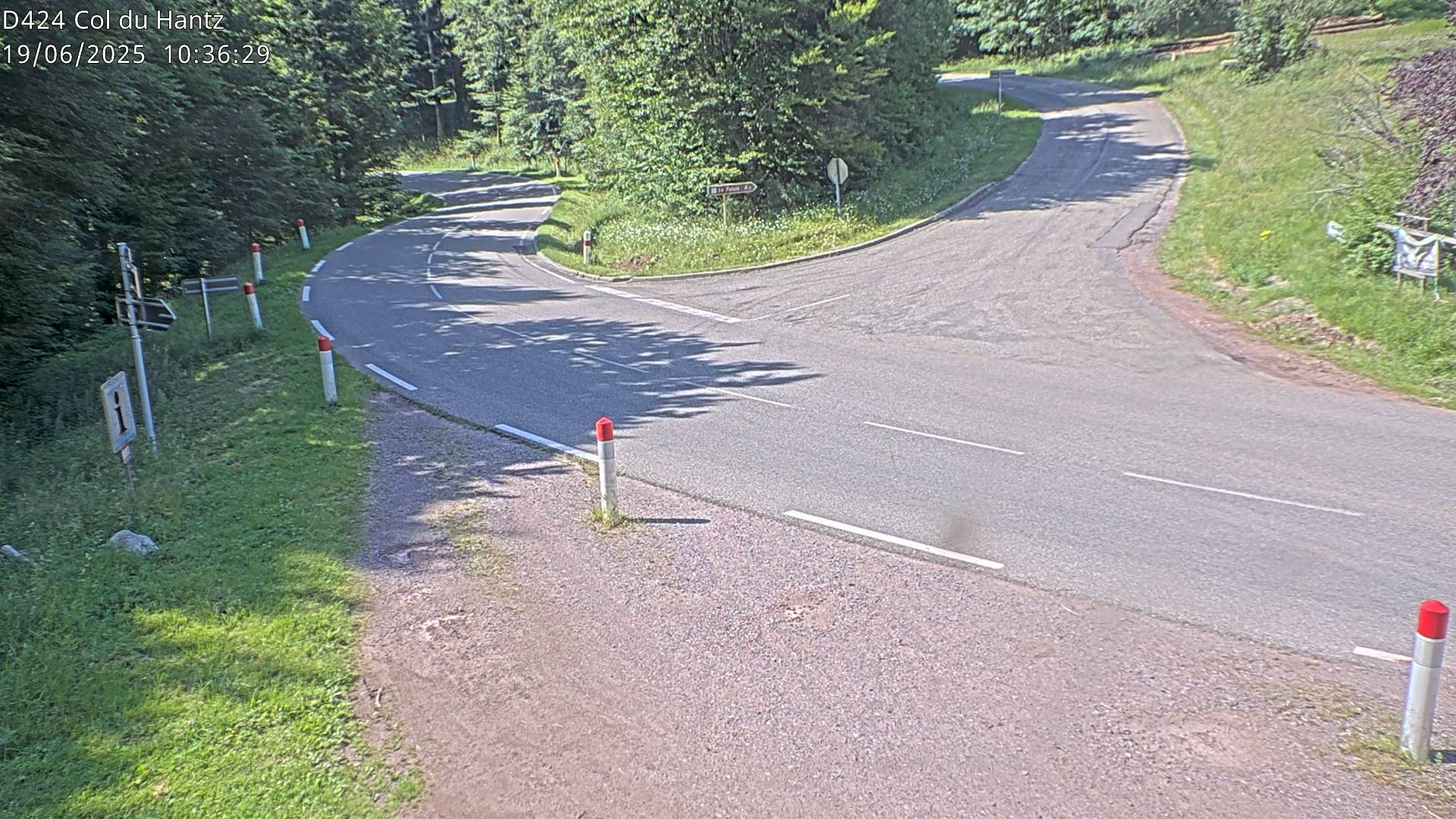 <h2>Webcam dans les Vosges au niveau du col du Hantz, côté alsacien à 640 mètres d'altitude, sur la RD424 à Saulxures</h2>