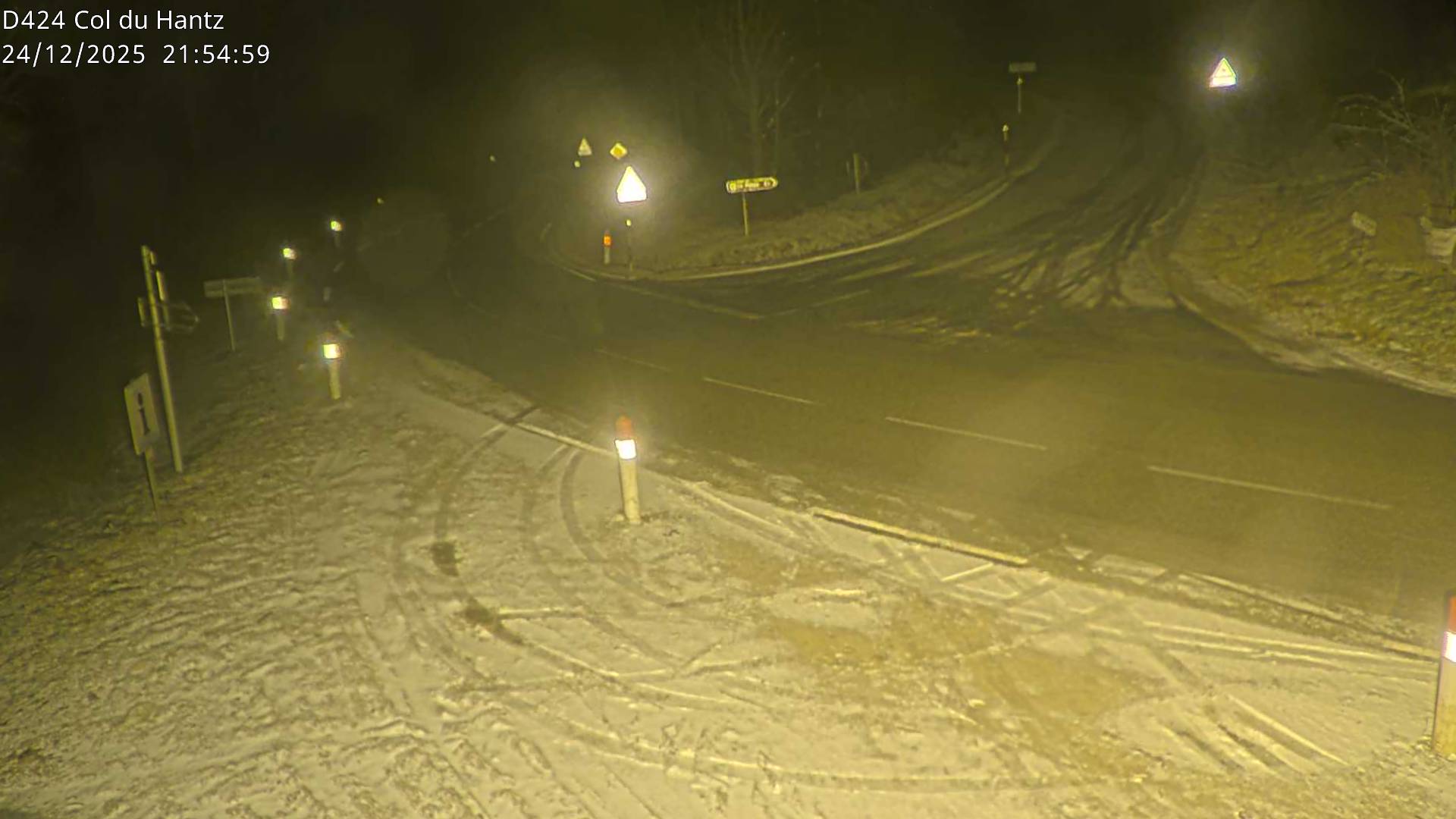 Webcam dans les Vosges au niveau du col du Hantz, côté alsacien à 640 mètres d'altitude, sur la RD424 à Saulxures
