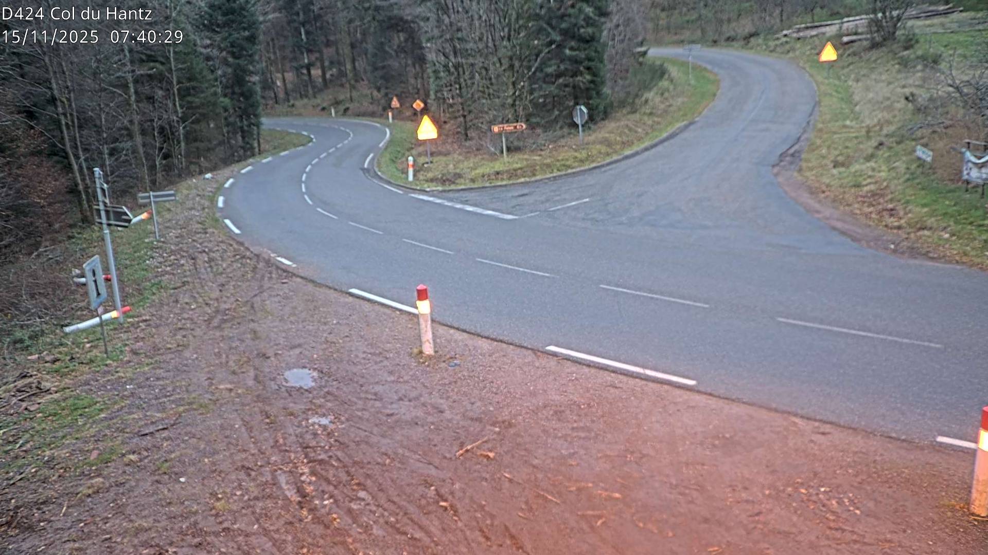 <h2>Webcam dans les Vosges au niveau du col du Hantz, côté alsacien à 640 mètres d'altitude, sur la RD424 à Saulxures</h2>