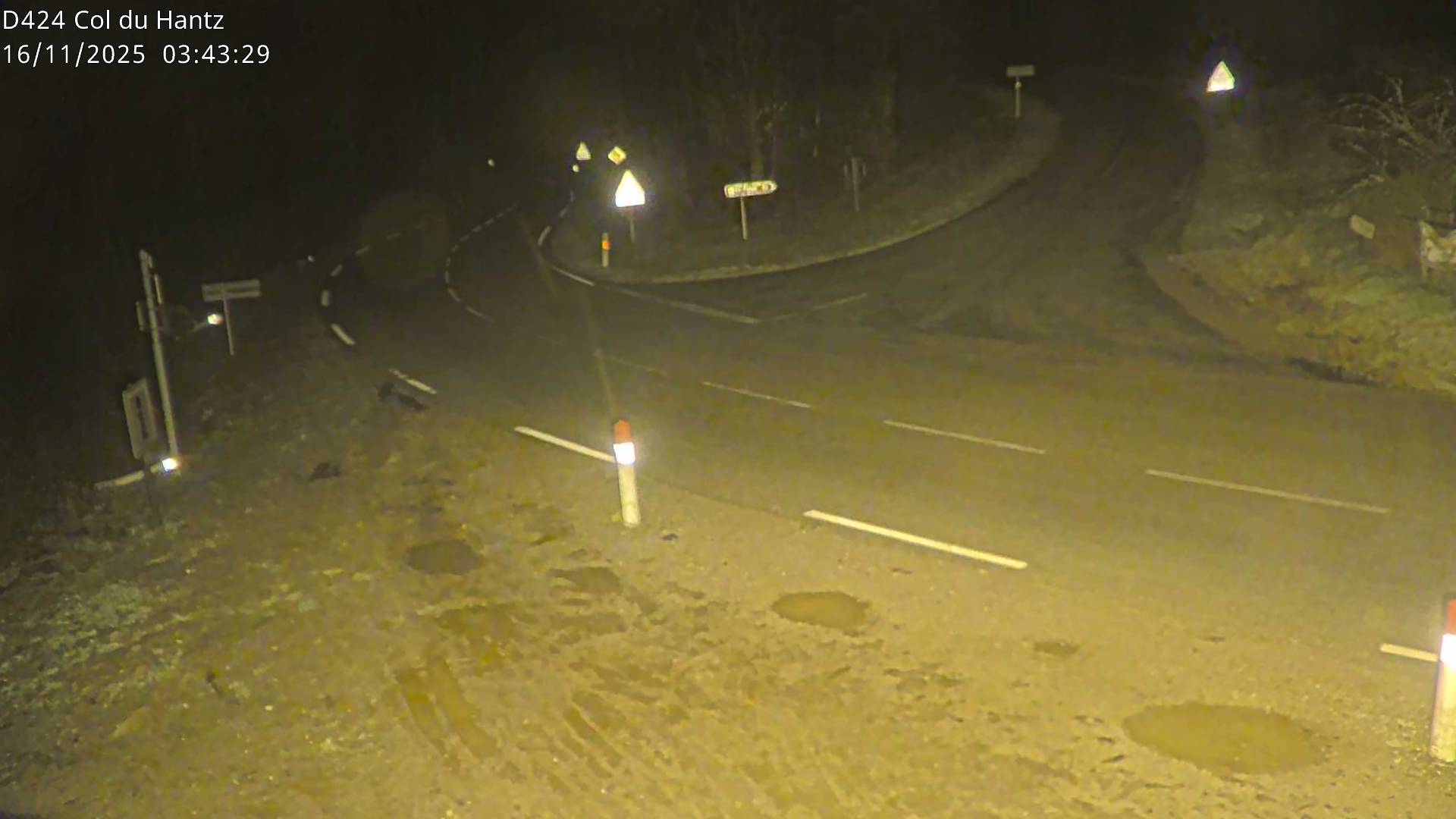 <h2>Webcam dans les Vosges au niveau du col du Hantz, côté alsacien à 640 mètres d'altitude, sur la RD424 à Saulxures</h2>