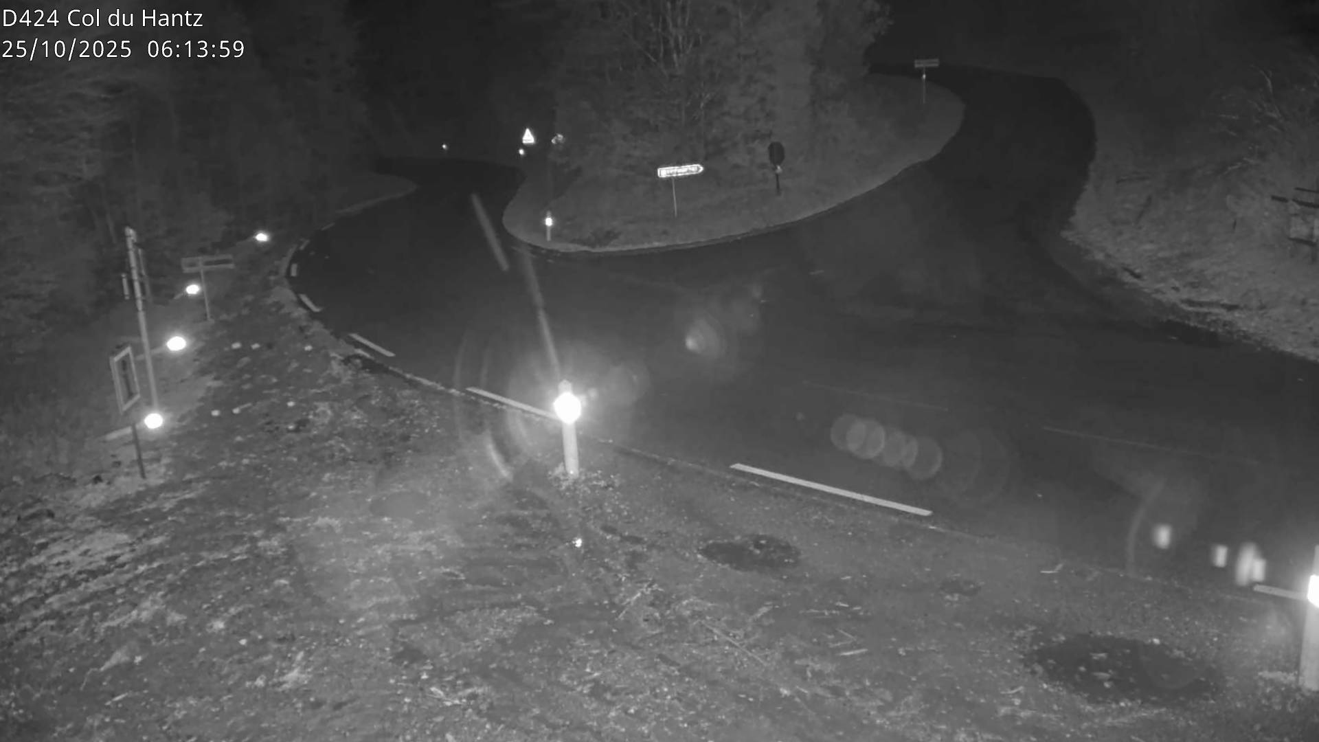 <h2>Webcam dans les Vosges au niveau du col du Hantz, côté alsacien à 640 mètres d'altitude, sur la RD424 à Saulxures</h2>