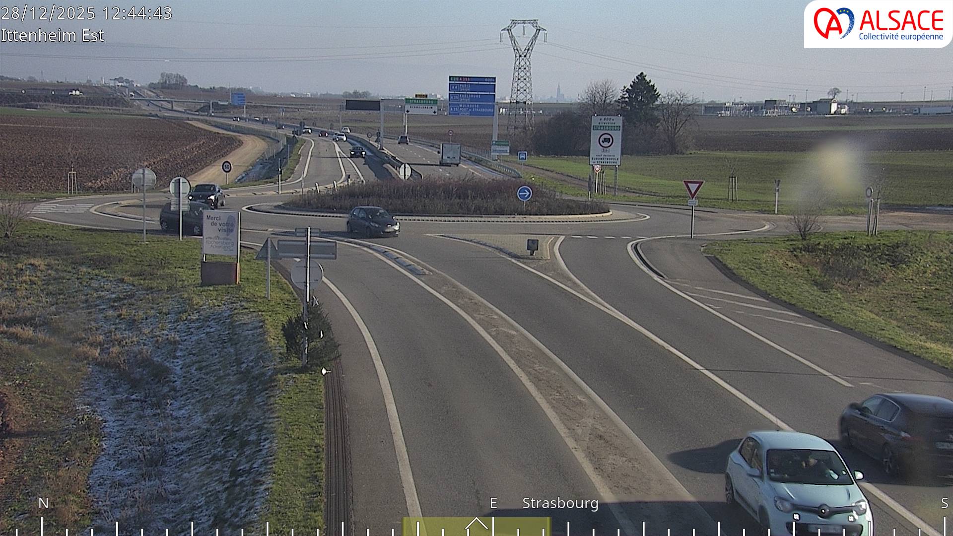 Caméra de circulation sur la N4 (à la fin de la D1004) à la sortie d'Ittenheim, à proximité de l'accès à l'A355 et de la métropole de Strasbourg
