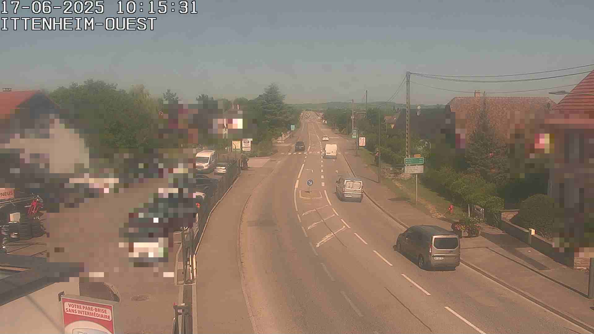 Webcam routière à la fin de la D1004 à la sortie d'Ittenheim en venant de Strasbourg, en provenance du Contournement Ouest de Strasbourg (A355) et de la Nationale 4