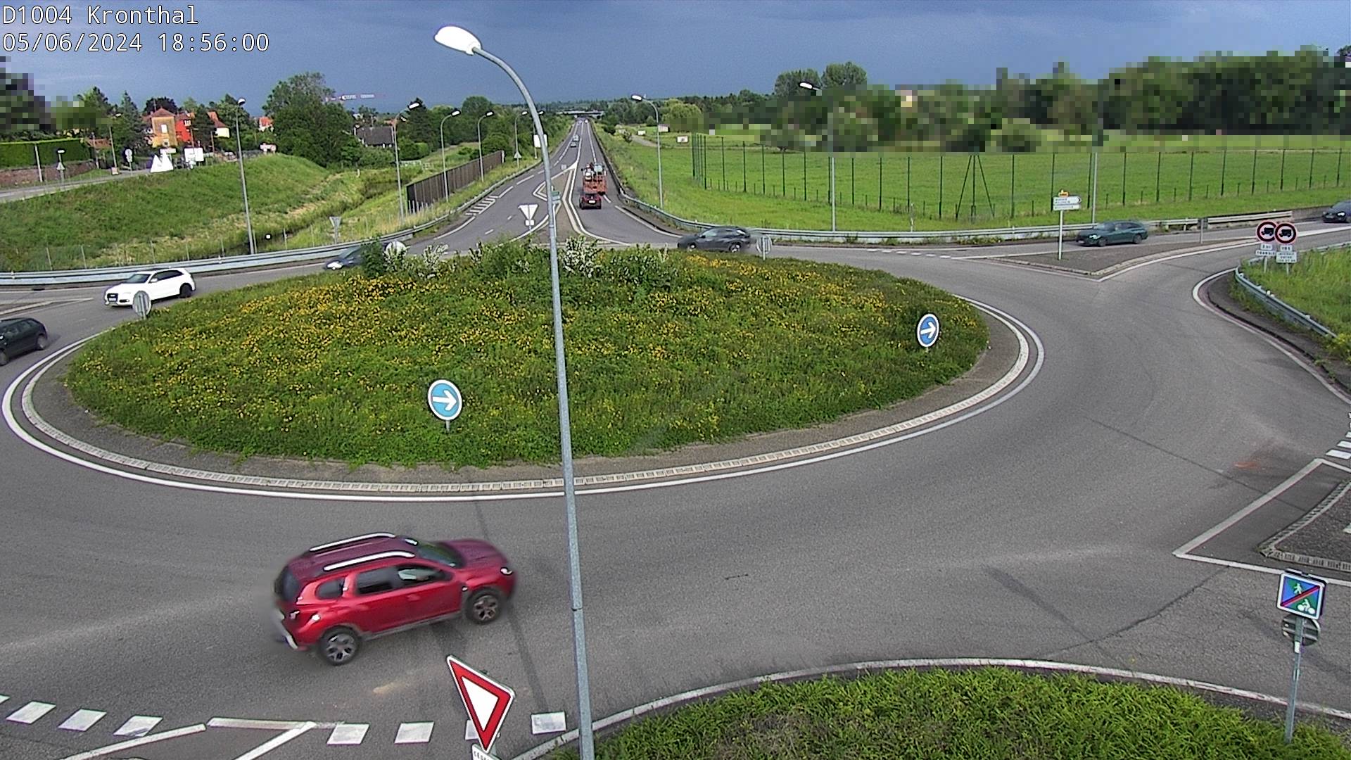 <h2>Webcam à la sortie de Marlenheim sur le rond-point joignant la D1002, la D422 et la D2004</h2>
