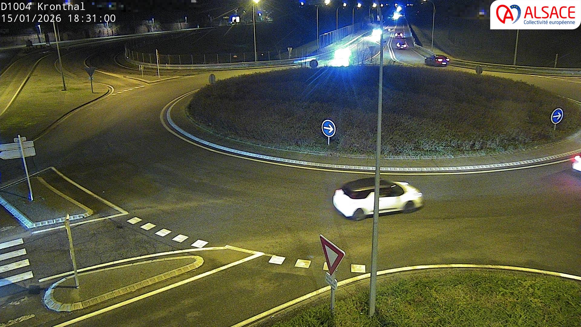 Webcam à la sortie de Marlenheim sur le rond-point joignant la D1002, la D422 et la D2004