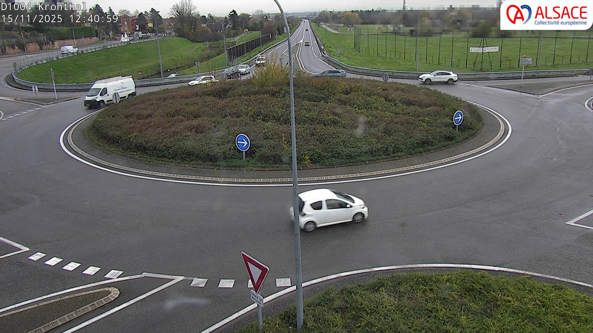 <h2>Webcam à la sortie de Marlenheim sur le rond-point joignant la D1002, la D422 et la D2004</h2>
