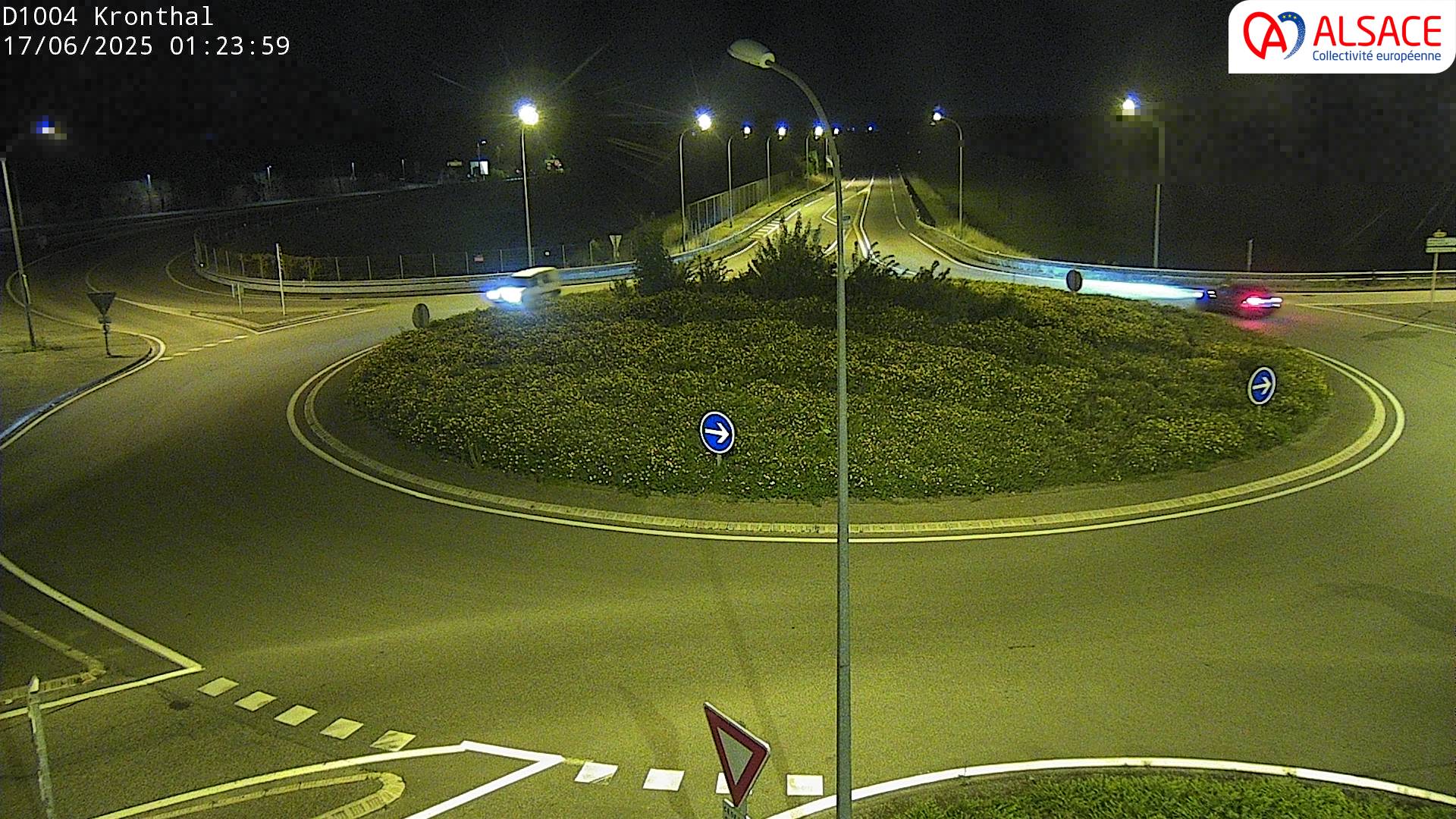 <h2>Webcam à la sortie de Marlenheim sur le rond-point joignant la D1002, la D422 et la D2004</h2>