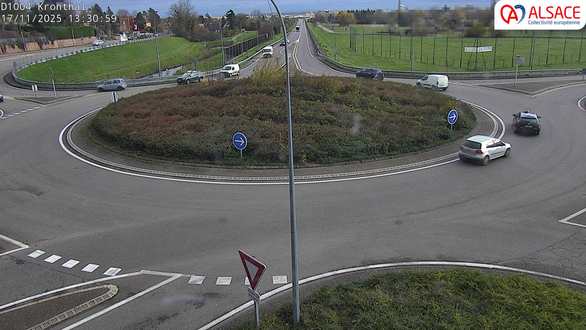 Webcam à la sortie de Marlenheim sur le rond-point joignant la D1002, la D422 et la D2004