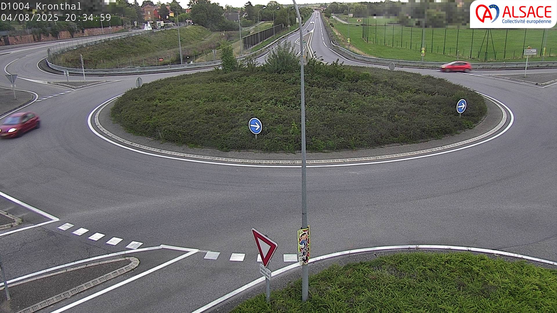 Webcam à la sortie de Marlenheim sur le rond-point joignant la D1002, la D422 et la D2004