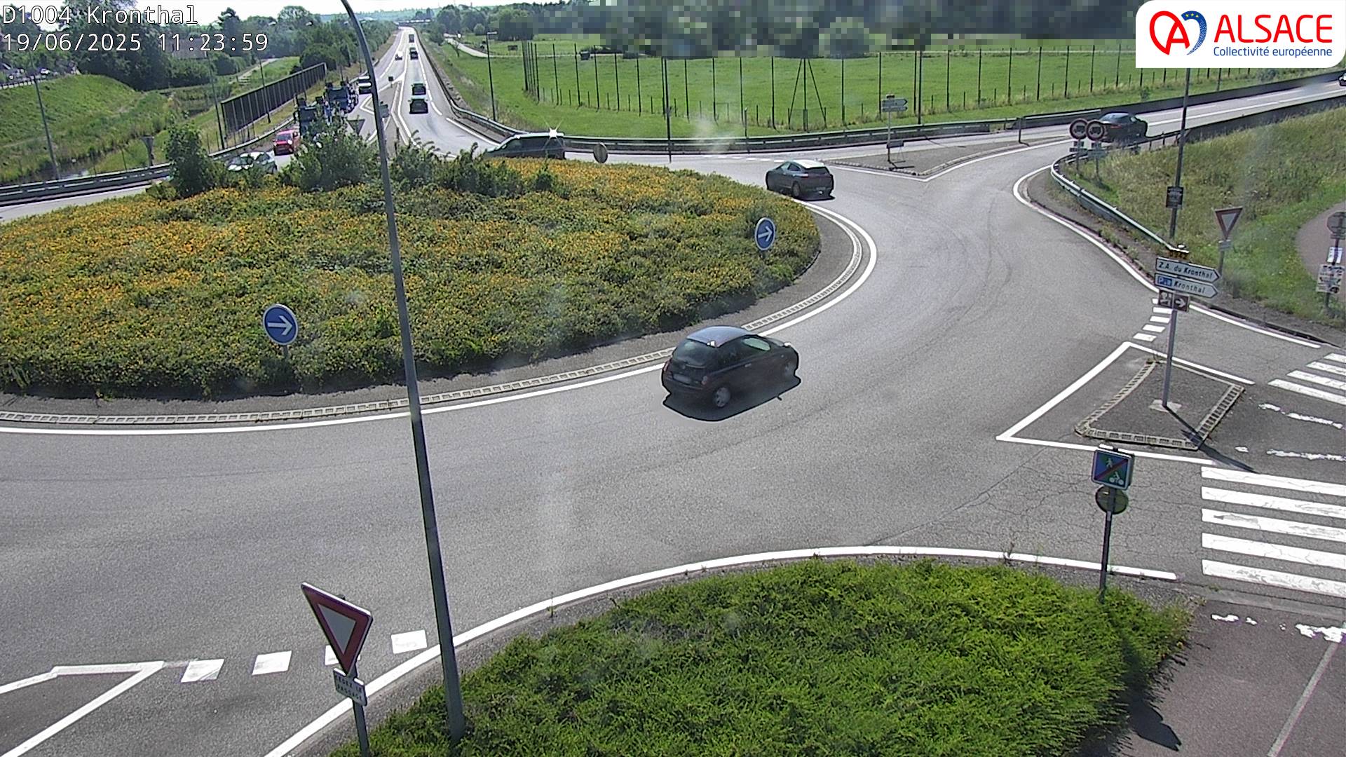 Webcam à la sortie de Marlenheim sur le rond-point joignant la D1002, la D422 et la D2004