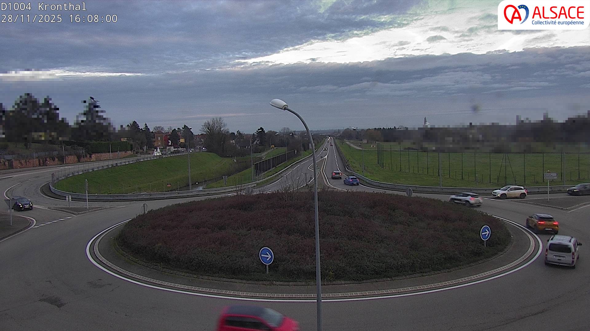 Webcam à la sortie de Marlenheim sur le rond-point joignant la D1002, la D422 et la D2004