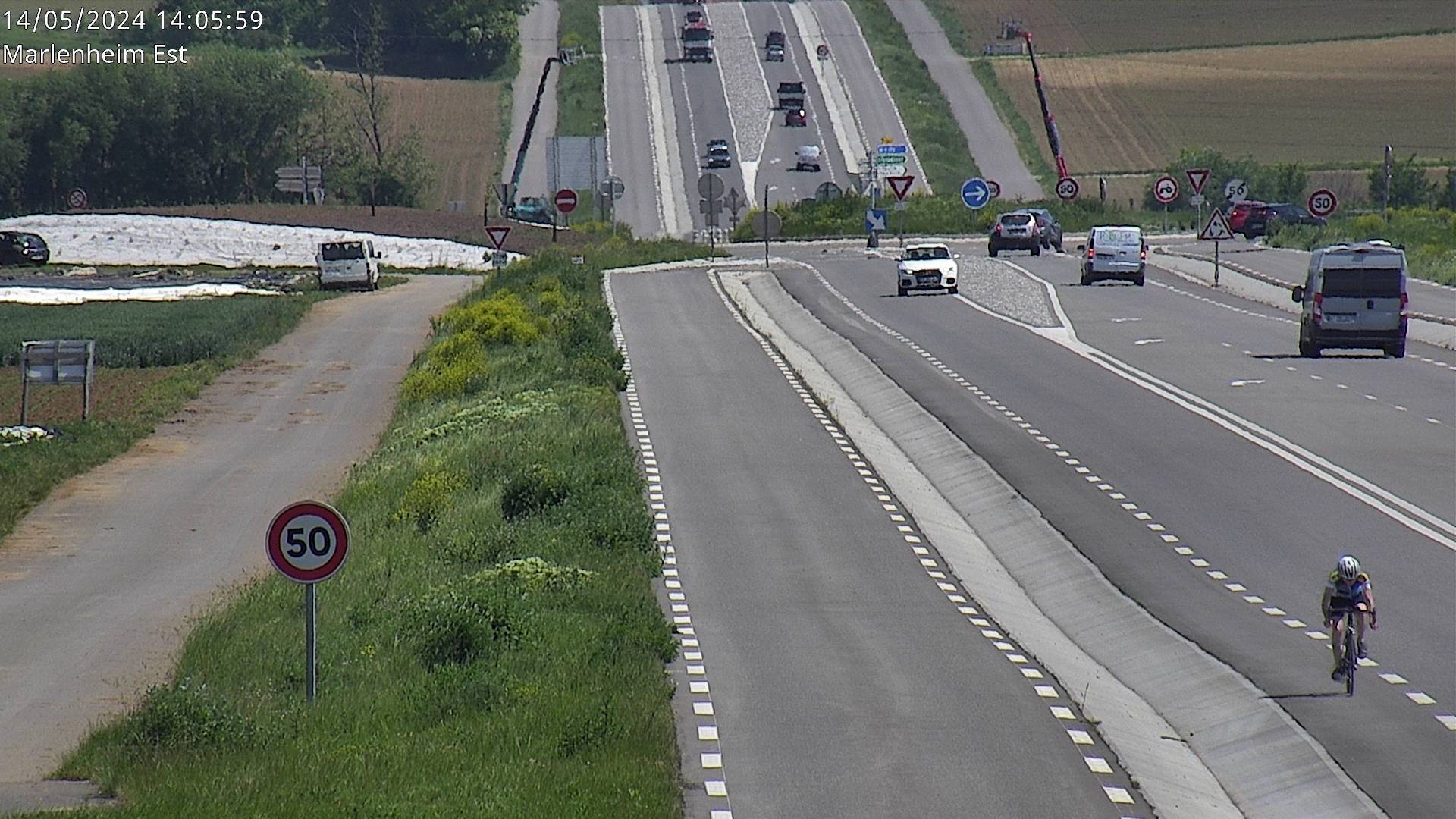 Webcam sur la D1004 à l'entrée de Marlenheim en venant de Strasbourg. Vue orientée vers l'est
