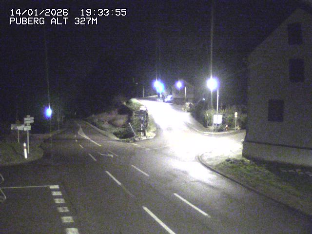 Webcam routière au niveau du col de Puberg à la jonction entre la D919 et la D935 à Rosteig, en Alsace, à 327 mètres d'altitude
