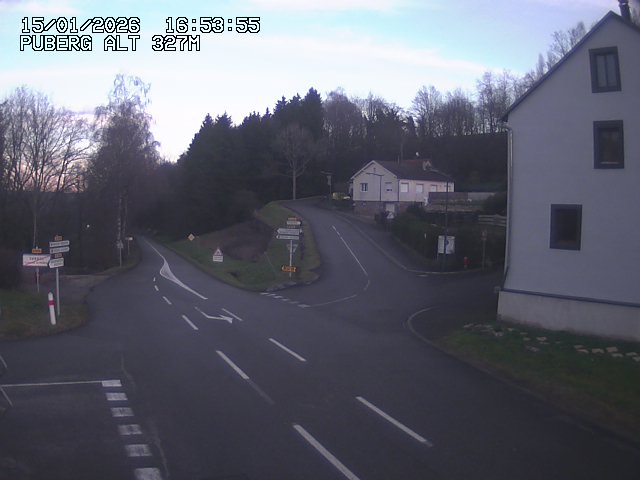 Webcam routière au niveau du col de Puberg à la jonction entre la D919 et la D935 à Rosteig, en Alsace, à 327 mètres d'altitude