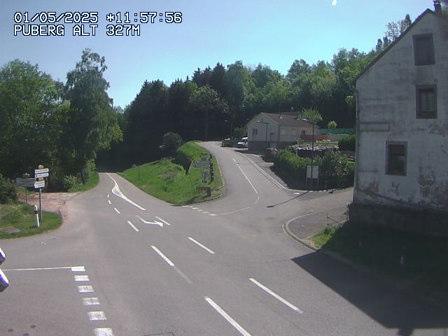 Webcam routière au niveau du col de Puberg à la jonction entre la D919 et la D935 à Rosteig, en Alsace, à 327 mètres d'altitude