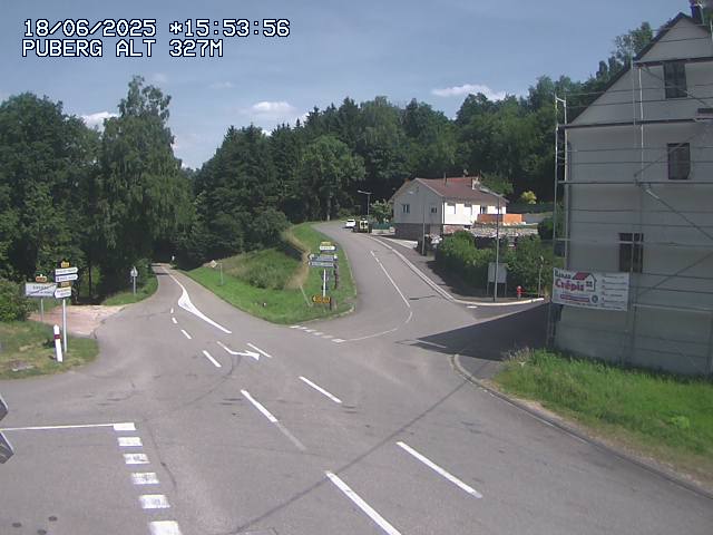 <h2>Webcam routière au niveau du col de Puberg à la jonction entre la D919 et la D935 à Rosteig, en Alsace, à 327 mètres d'altitude</h2>