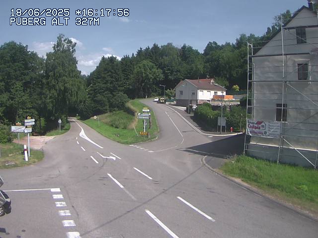 <h2>Webcam routière au niveau du col de Puberg à la jonction entre la D919 et la D935 à Rosteig, en Alsace, à 327 mètres d'altitude</h2>