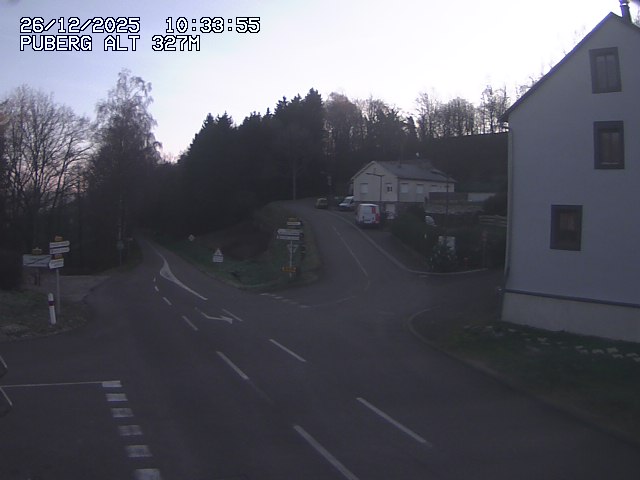 Webcam routière au niveau du col de Puberg à la jonction entre la D919 et la D935 à Rosteig, en Alsace, à 327 mètres d'altitude
