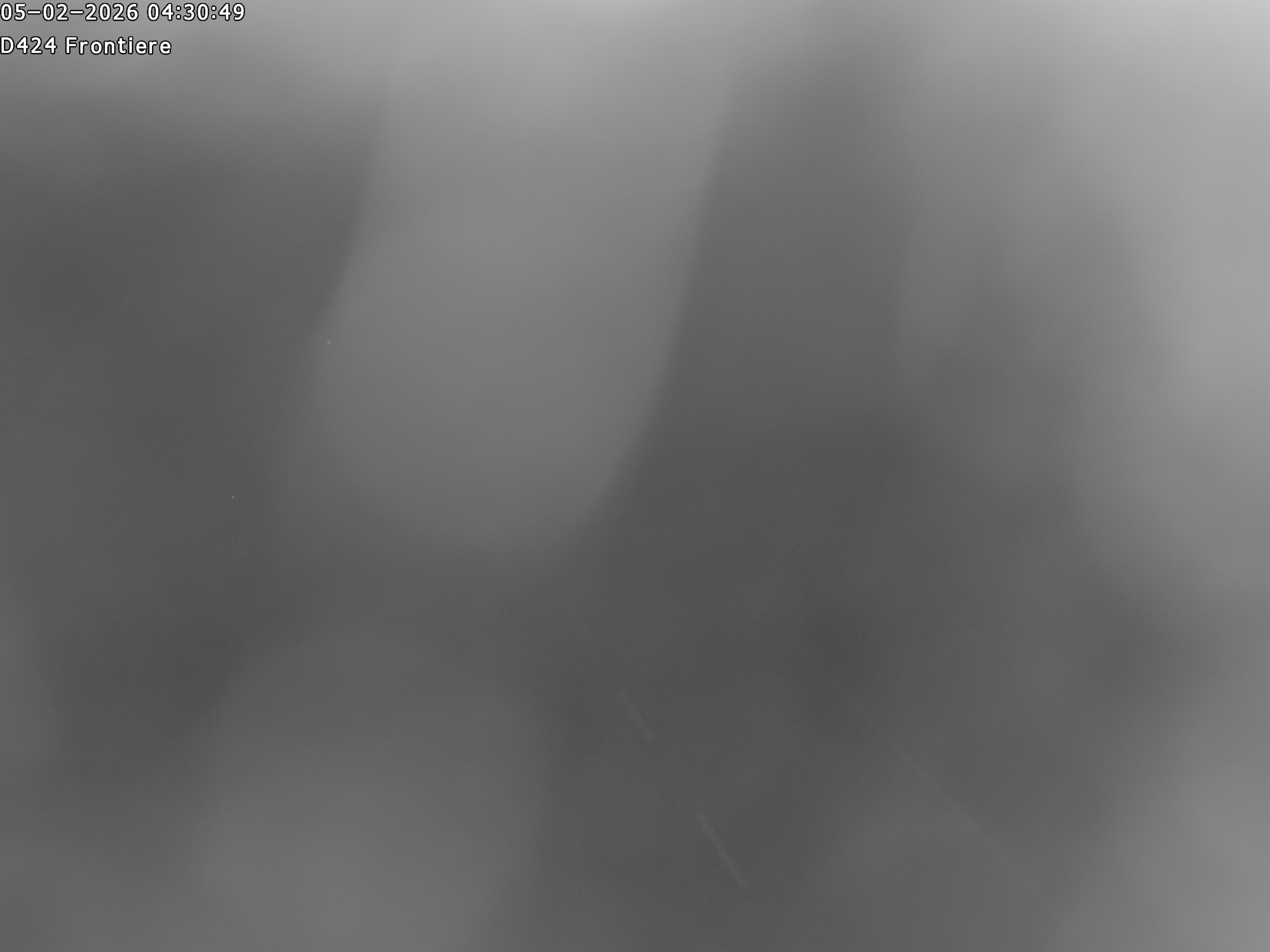 Webcam à Marckolsheim à la frontière franco-allemande, après la centrale hydroélectrique et les écluses EDF, au niveau de l'aire du Rhin