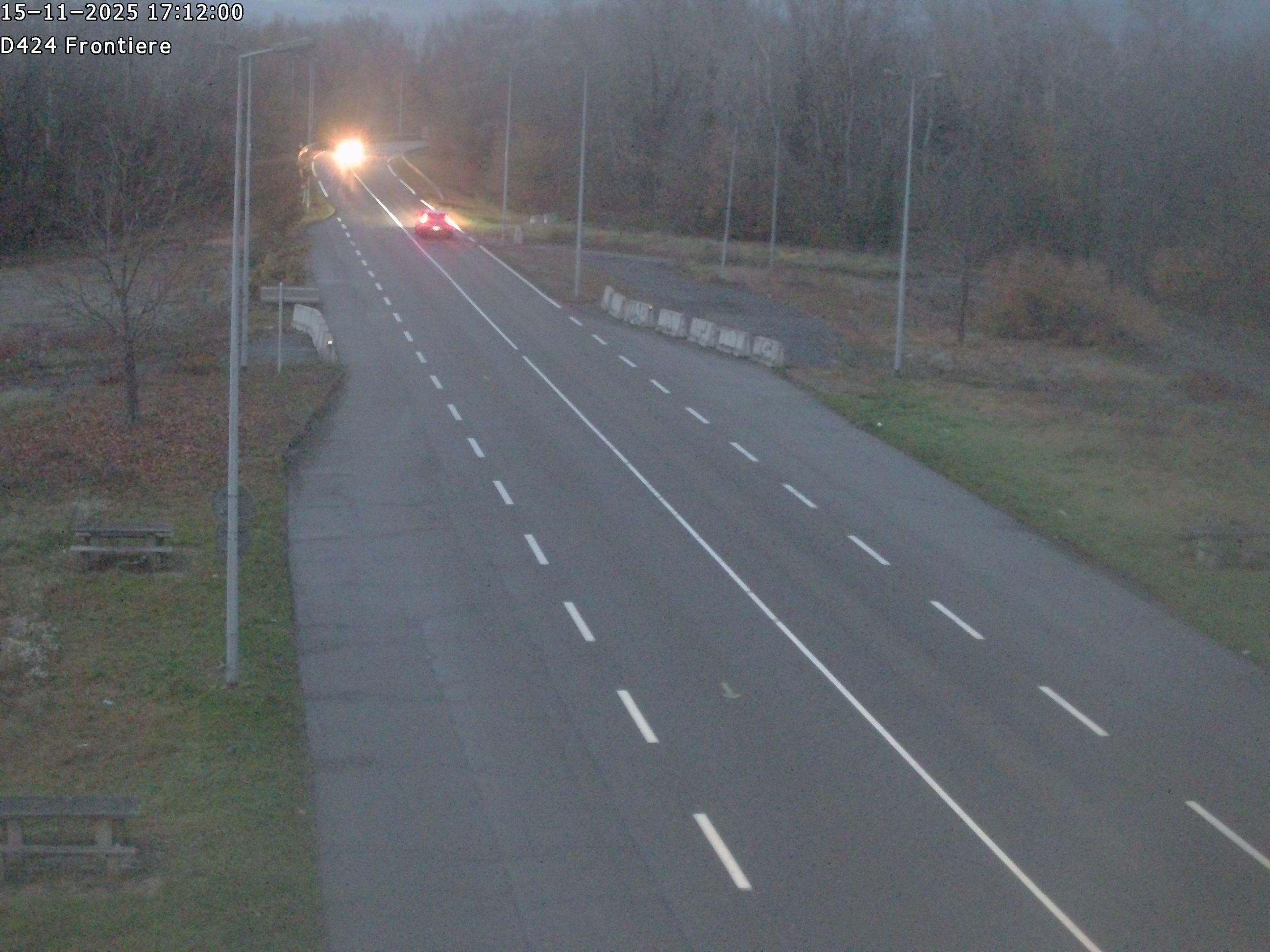 <h2>Webcam à Marckolsheim à la frontière franco-allemande, après la centrale hydroélectrique et les écluses EDF, au niveau de l'aire du Rhin</h2>