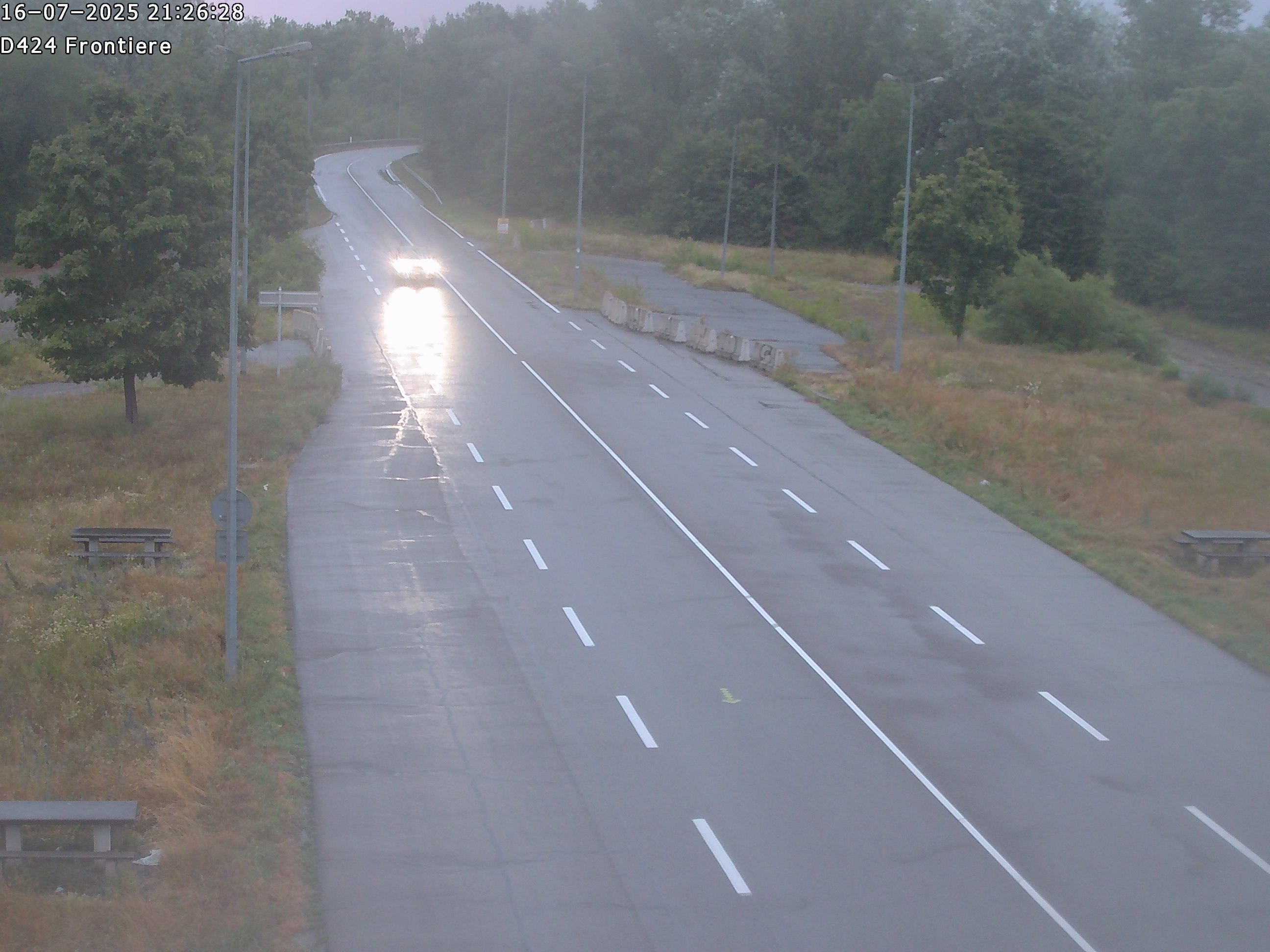 Webcam à Marckolsheim à la frontière franco-allemande, après la centrale hydroélectrique et les écluses EDF, au niveau de l'aire du Rhin