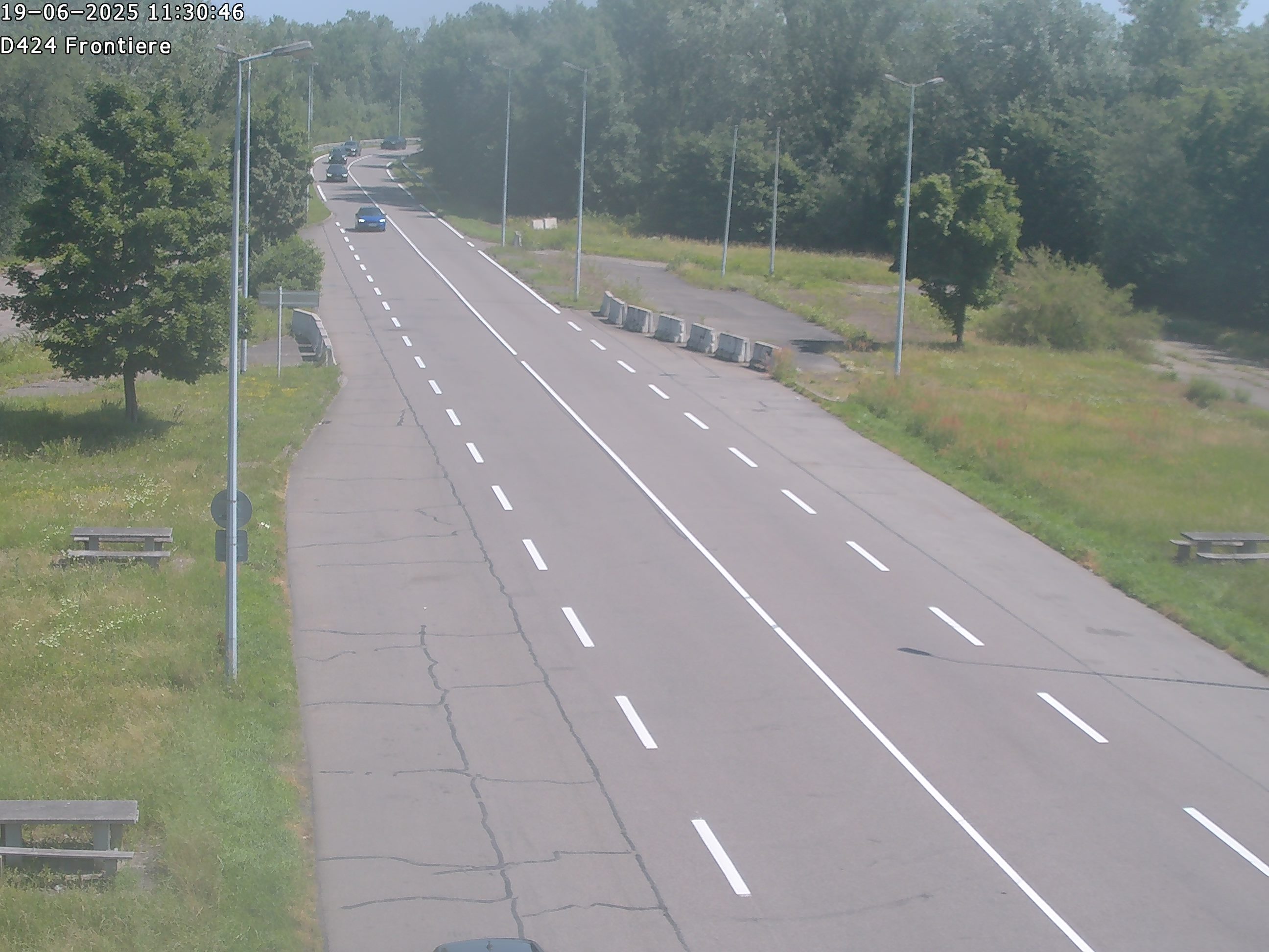 Webcam à Marckolsheim à la frontière franco-allemande, après la centrale hydroélectrique et les écluses EDF, au niveau de l'aire du Rhin