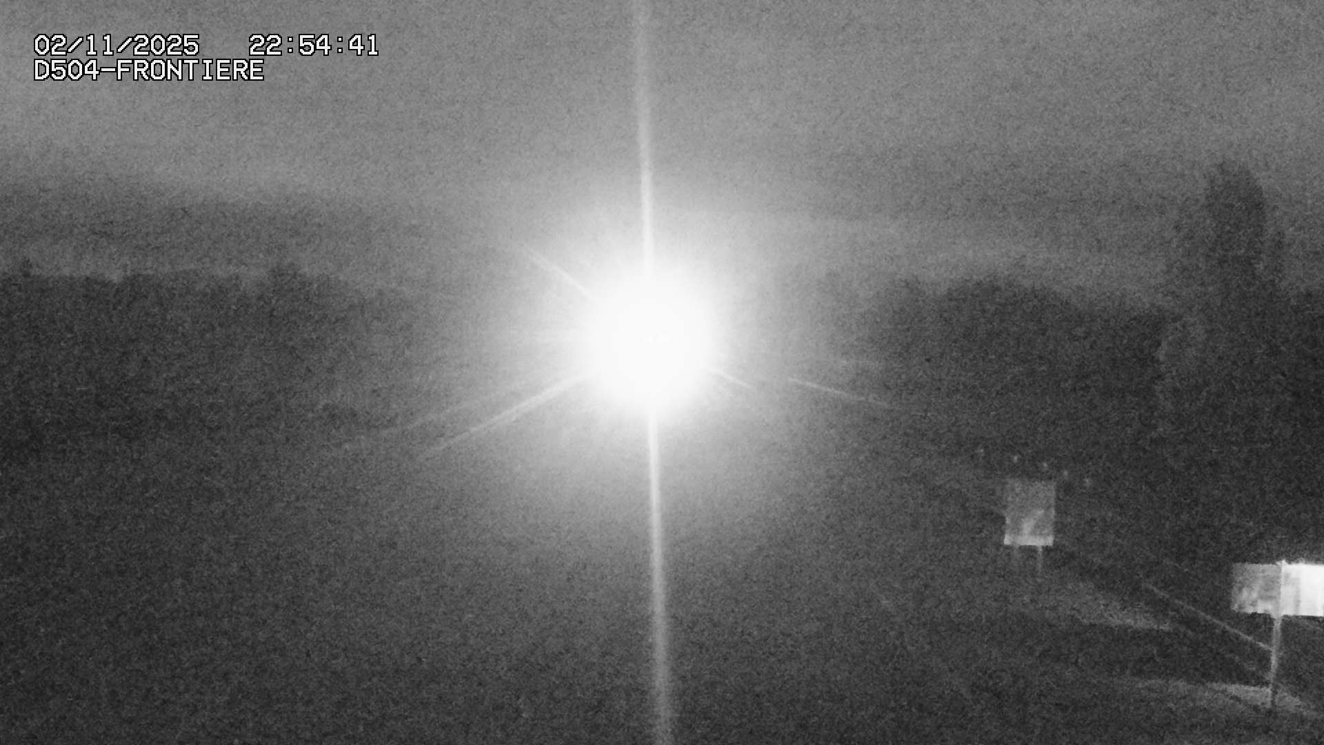 Webcam routière à Roppenheim sur la D4. La voie en sens inverse se dirige vers la frontière allemande