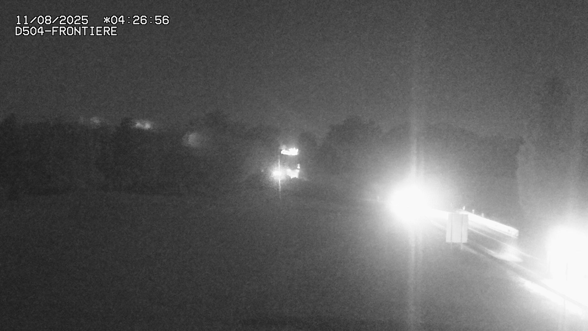 Webcam routière à Roppenheim sur la D4. La voie en sens inverse se dirige vers la frontière allemande