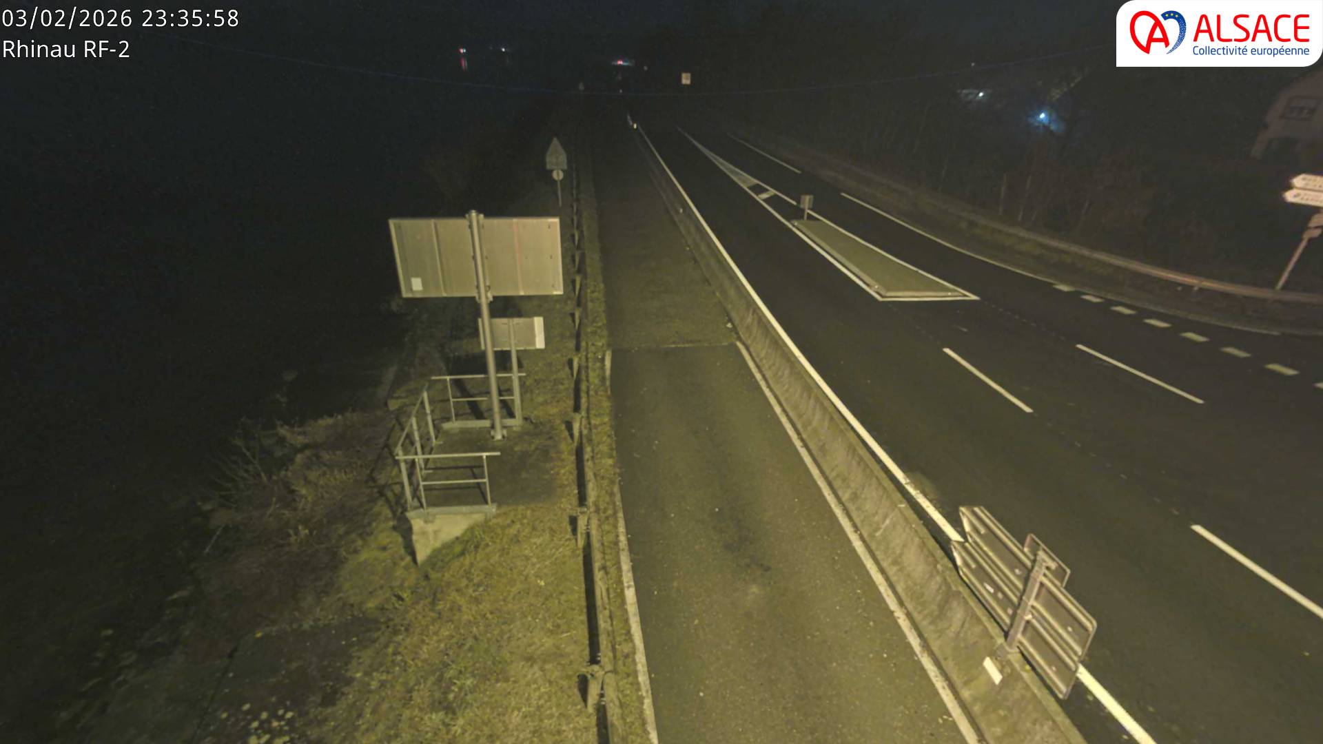 Webcam du bac de Rhinau-Kappel. Vue avant le quai d'embarquement du côté allemand. Vue orientée vers Kappel