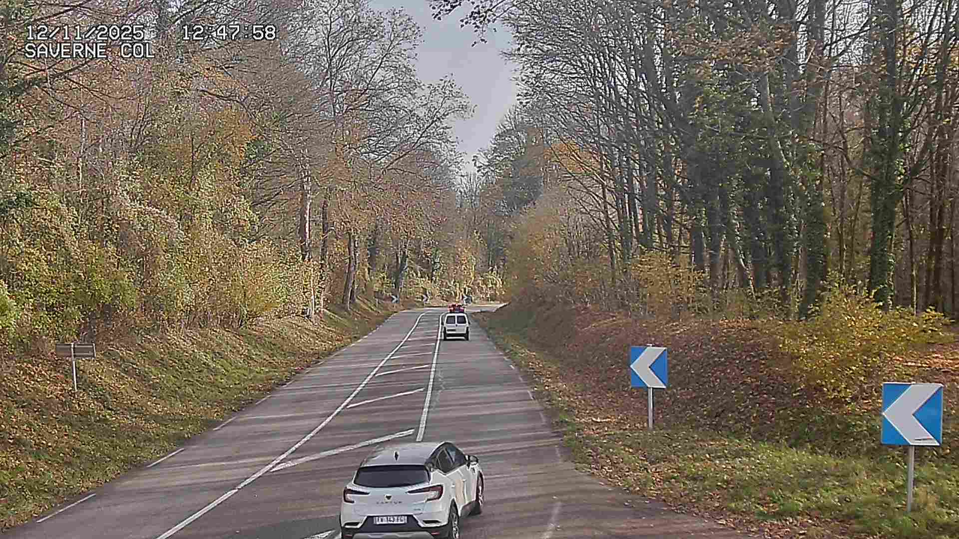 Webcam sur le col de Saverne sur la D1004. Vue orientée vers Saverne dans le massif des Vosges