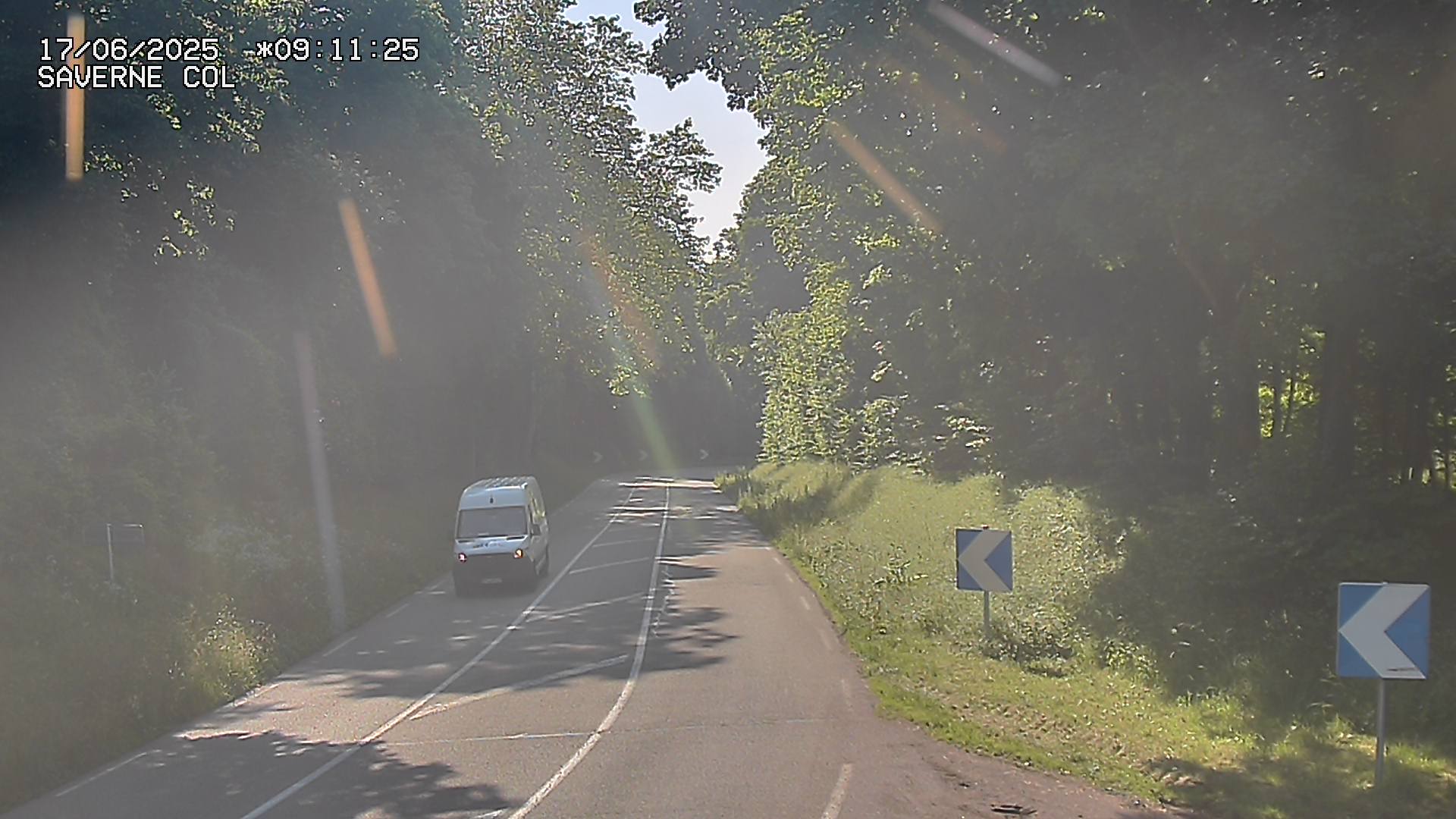Webcam sur le col de Saverne sur la D1004. Vue orientée vers Saverne dans le massif des Vosges