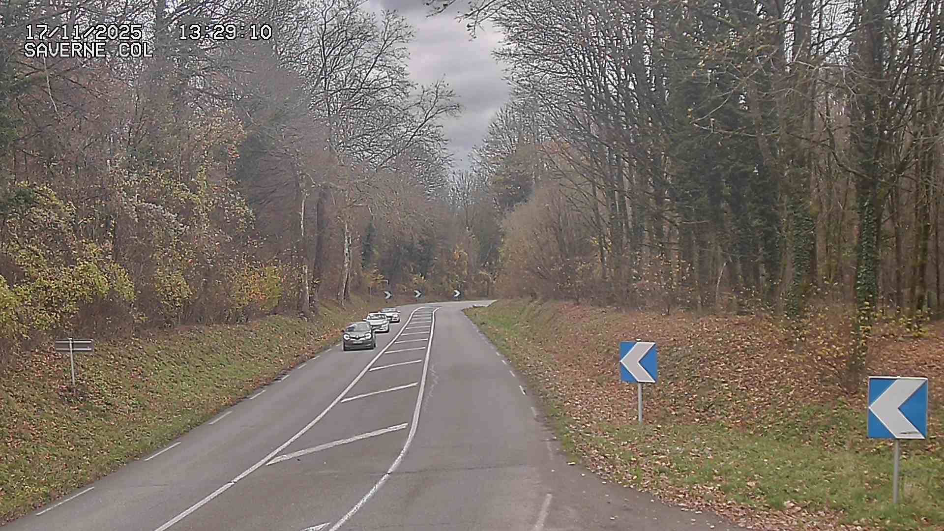 Webcam sur le col de Saverne sur la D1004. Vue orientée vers Saverne dans le massif des Vosges