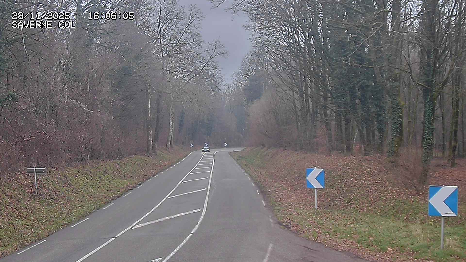 Webcam sur le col de Saverne sur la D1004. Vue orientée vers Saverne dans le massif des Vosges