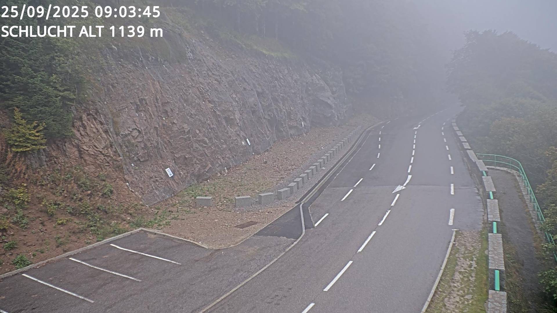 <h2>Webcam du col de la Schlucht à 1145 mètres d'altitude dans les Vosges sur la D417 dans le village du Valtin</h2>