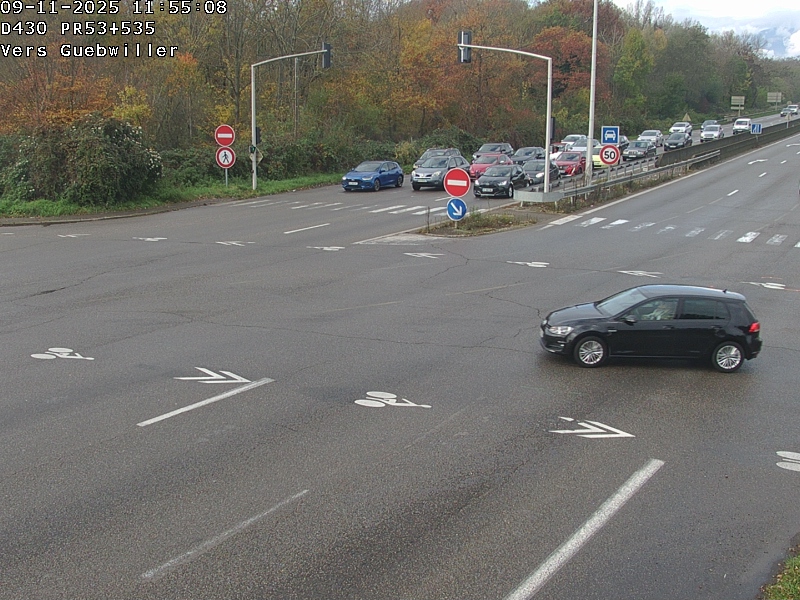 <h2>Webcam sur la D430 à la sortie de Mulhouse, à la jonction avec la D20 à Kingersheim. Vue orientée vers Guebwiller</h2>