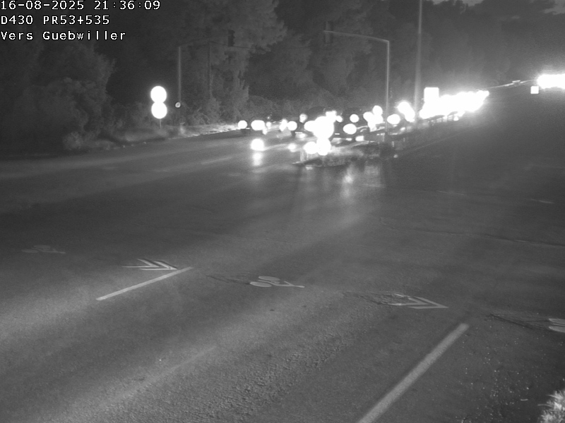 <h2>Webcam sur la D430 à la sortie de Mulhouse, à la jonction avec la D20 à Kingersheim. Vue orientée vers Guebwiller</h2>