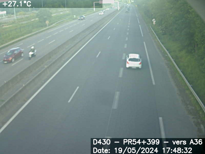 <h2>Webcam sur la D430 à hauteur d'Auchan Mulhouse, quelques centaines de mètres avant la jonction avec l'A36. Vue orientée vers Mulhouse</h2>