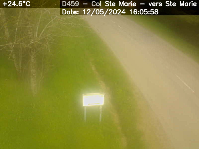 Webcam du col de Saint-Marie dans les Vosges à Saint-Marie-aux-Mines. Vue orientée vers l'Alsace