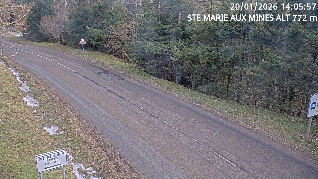 Webcam du col de Saint-Marie dans les Vosges à Saint-Marie-aux-Mines. Vue orientée vers l'Alsace